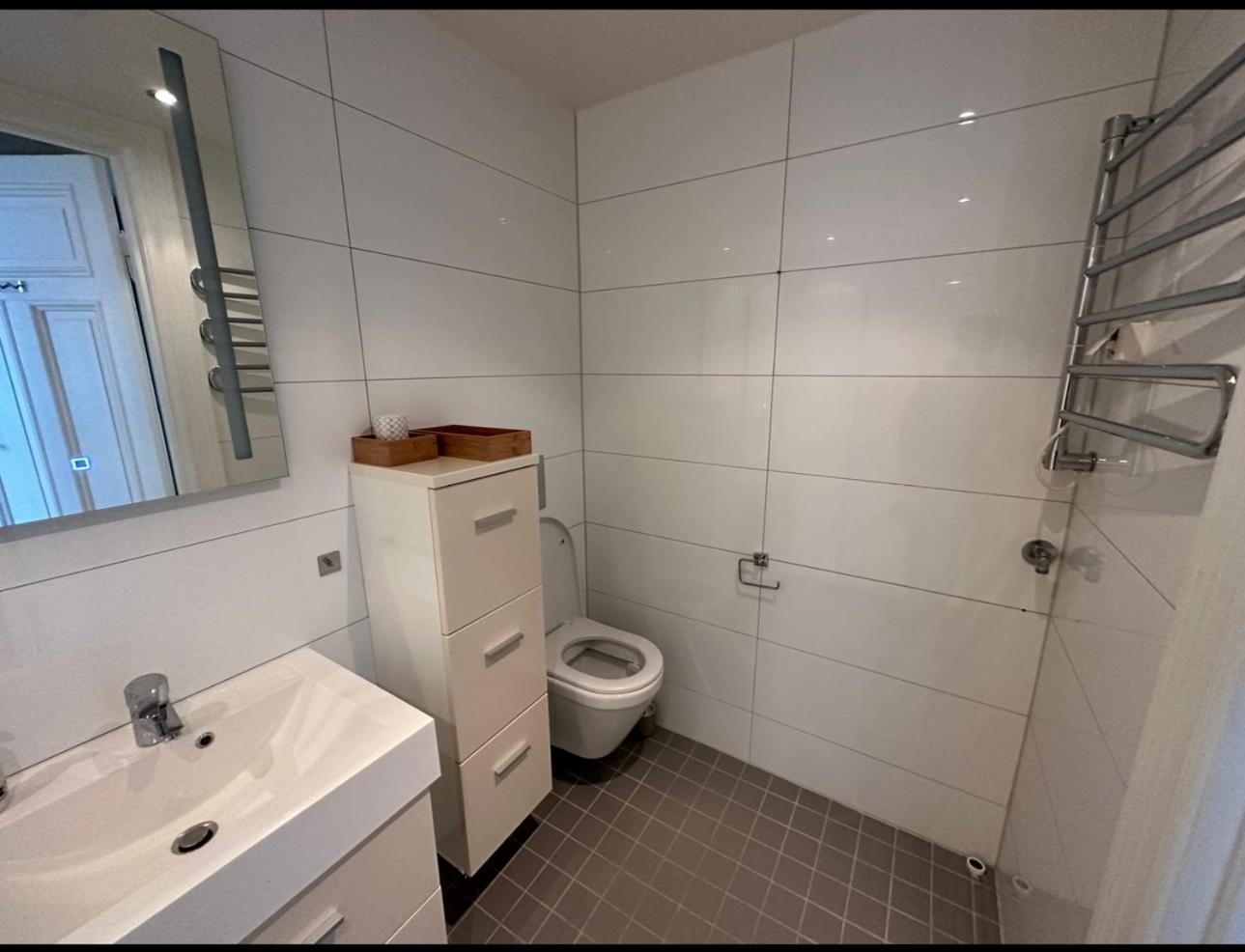Classy Frogner *